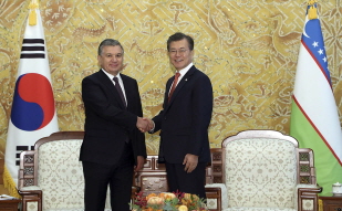 Korea-Uzbekistan one-one-one summit 