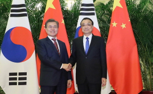 Meeting with Chinese Premier Li Keqiang 