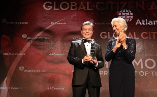 72nd Session of the U.N. General Assembly: Attending the Atlantic Council Global Citizen Awards Dinner at the Intrepid Sea, Air and Space Museum 