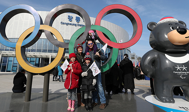 180215_Gangneung_mascot_family_L3_main.jpg