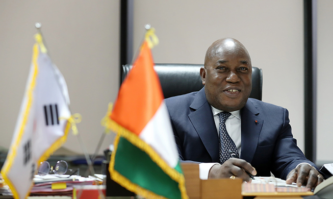 180423_CotedIvoire_ambasssdor_L1_main.jpg