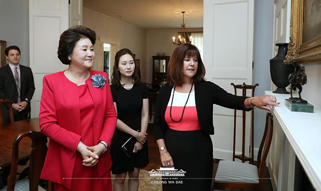 180523_firstlady_main3.jpg