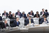 Moon Jae-in at First Session_170.jpg