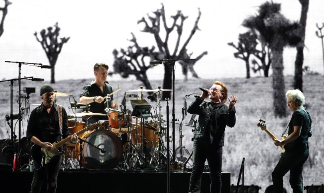 crop_20191209_bono_2.jpg