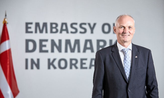 crop_Danish Ambassador Einar Jensen 1.jpg