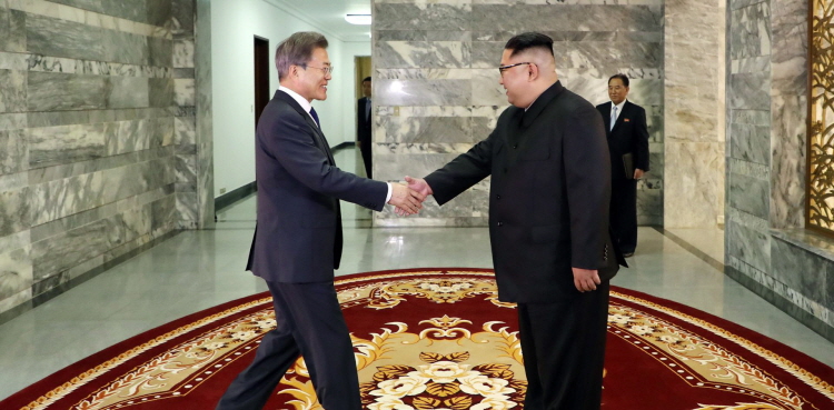 2018 제2차 남북정상회담 대면 (문재인 대통령 & 김정은 위원장)