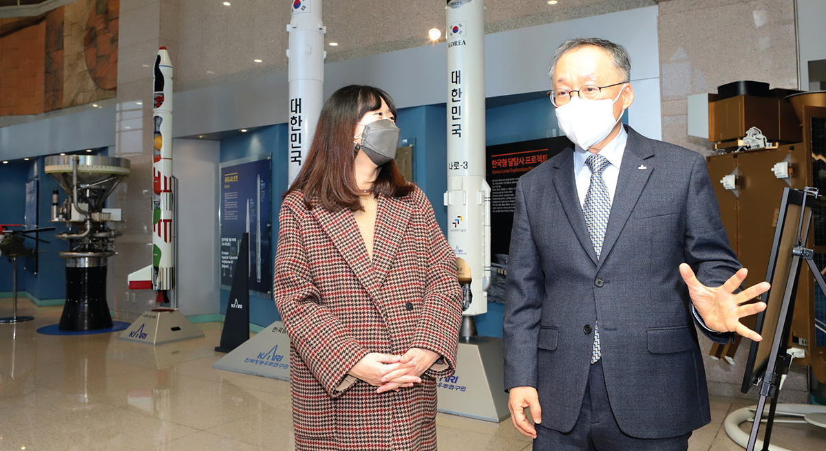 이상률, 허진아