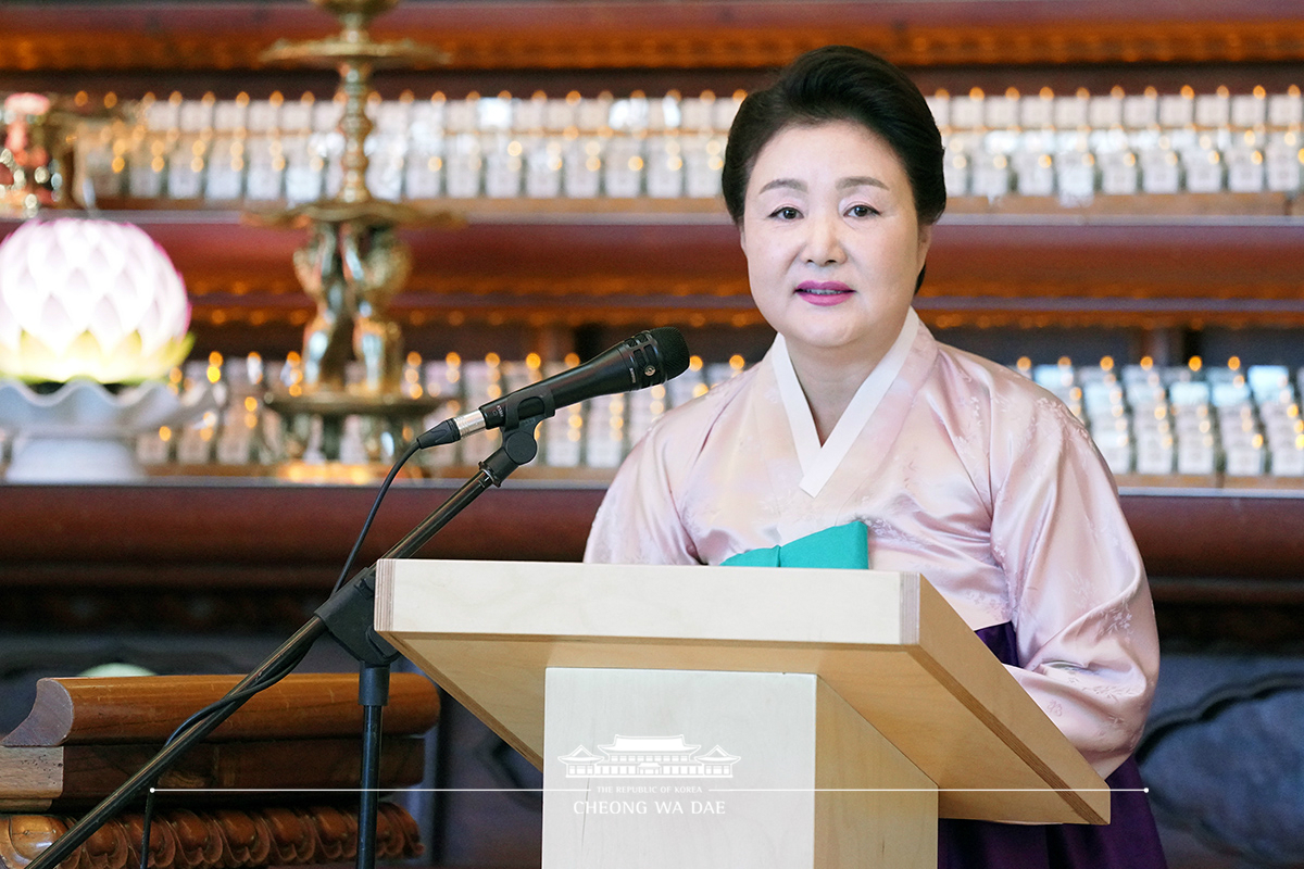 김정숙 여사, 한국불교지도자 신년하례법회	