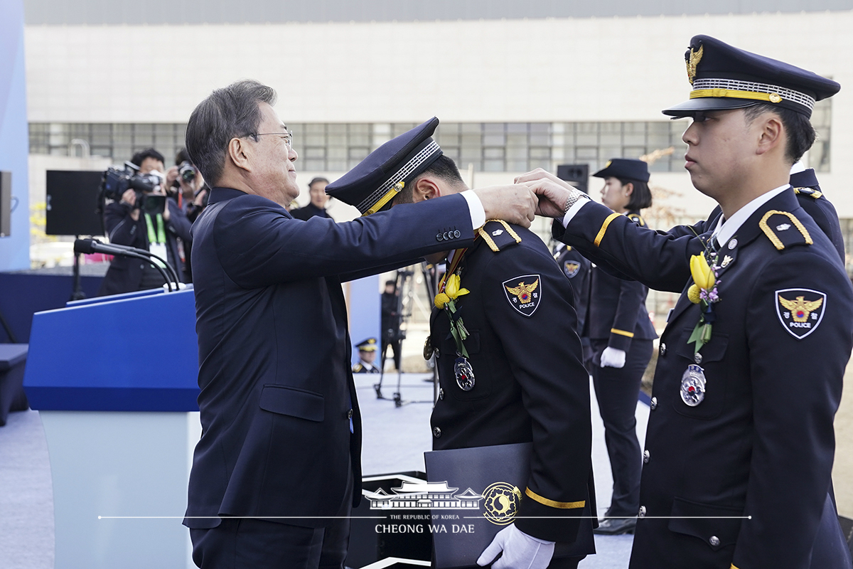 신임 경찰 경위·경감 임용식