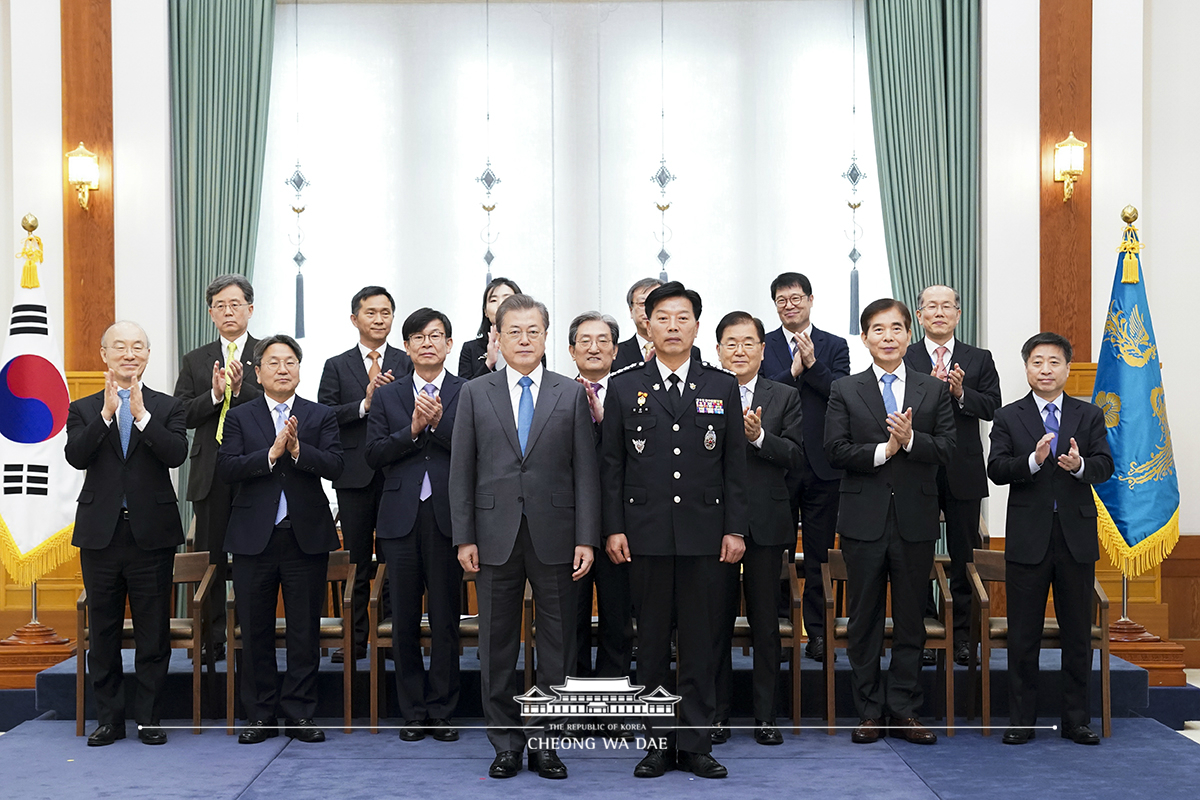 신임 해양경찰청장 및 감사원 감사위원 임명장 수여식