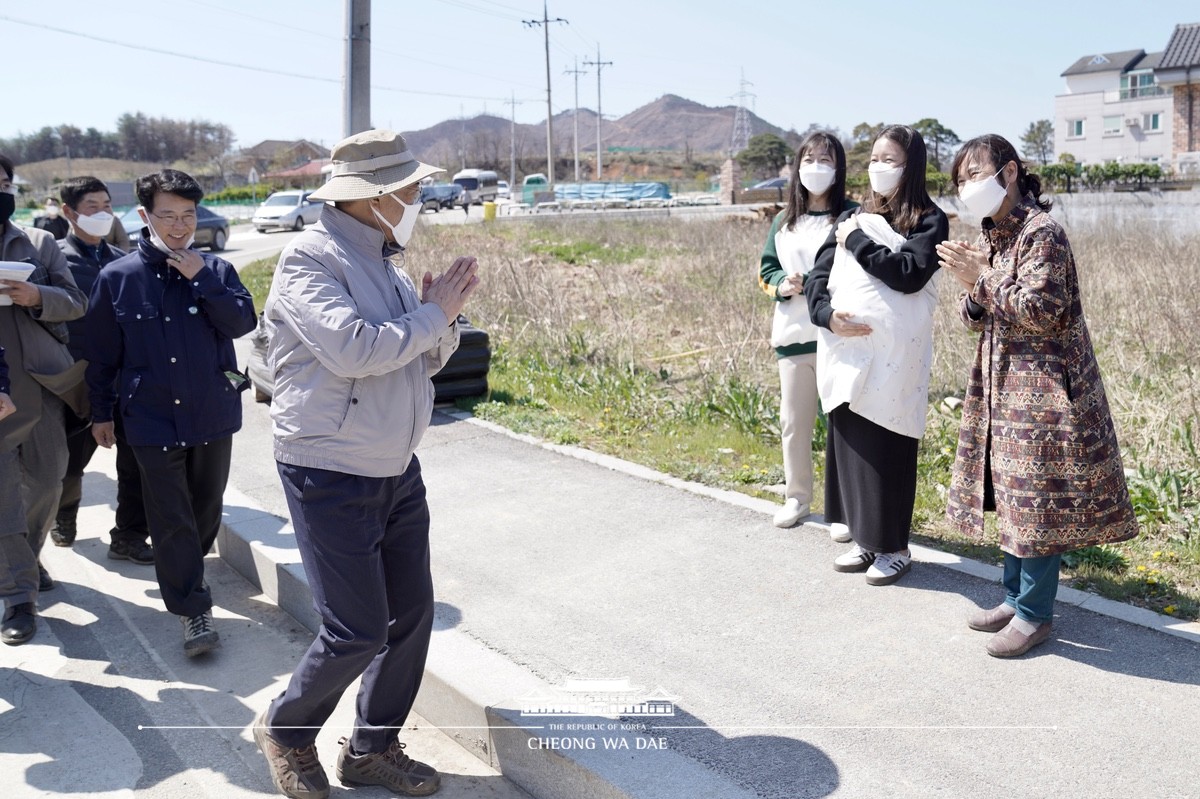 강원도 재조림지 식목