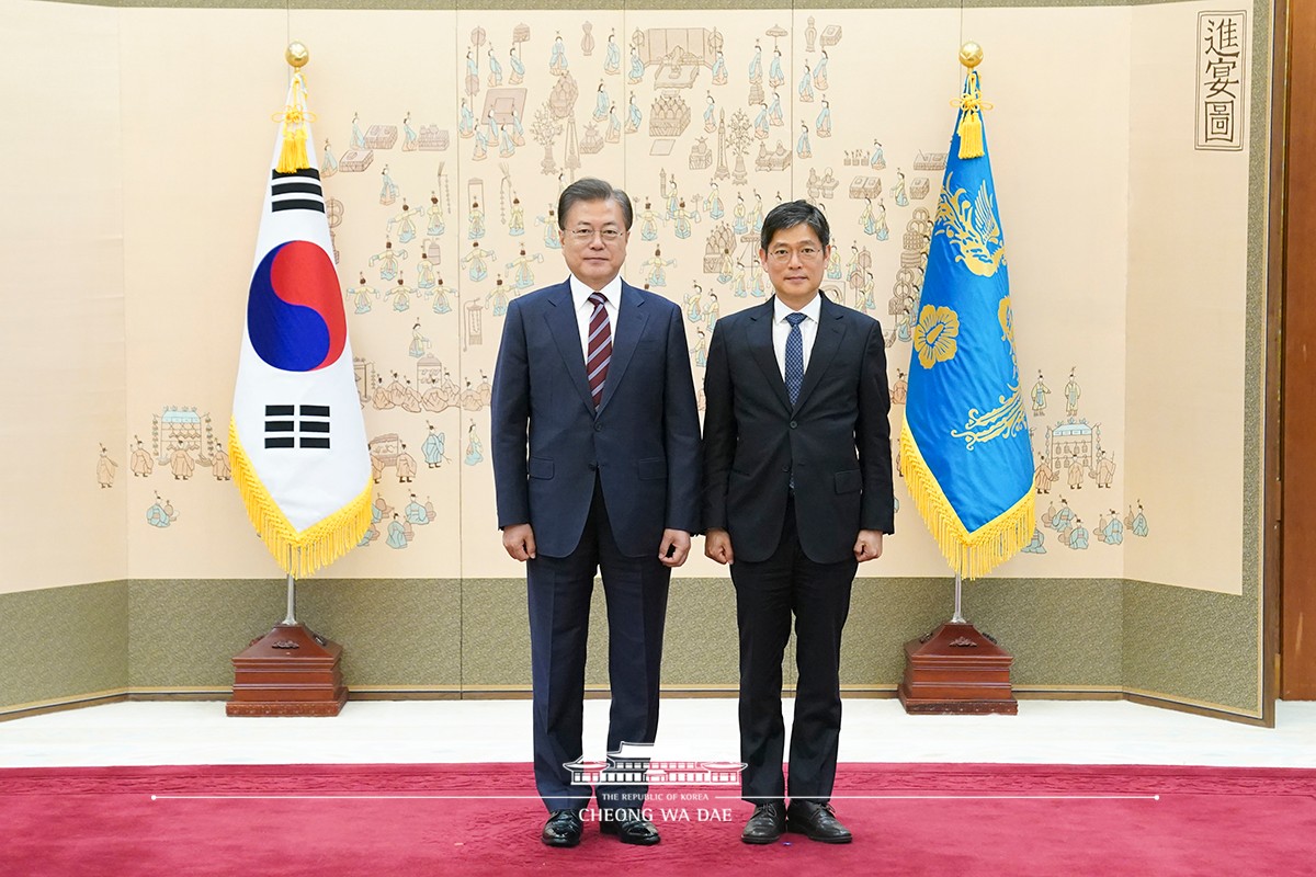 신임 중앙선거관리위원회 위원 임명장 수여식