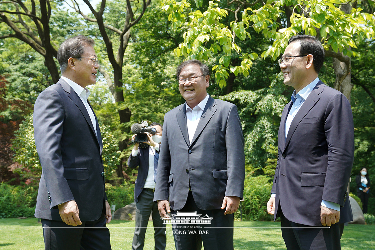 양당 원내대표 초청 오찬