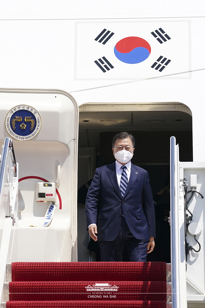 워싱턴 공항 도착 행사