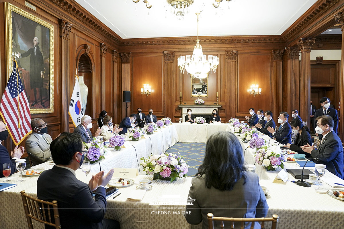 미 하원 지도부 간담회 시 한국계 의원 발언 관련 서면 브리핑 사진