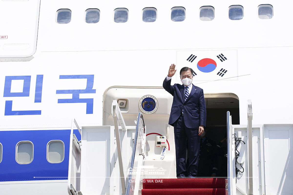 워싱턴 공항 도착 행사