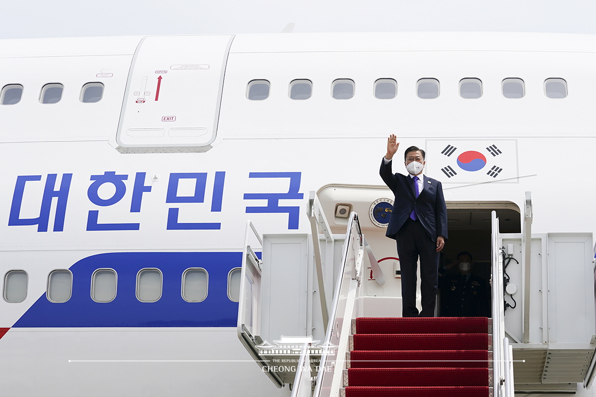 워싱턴 공항 출발 행사