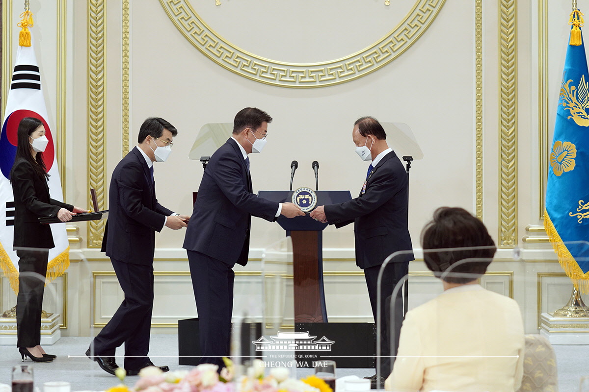 국가유공자 및 보훈가족 초청 오찬