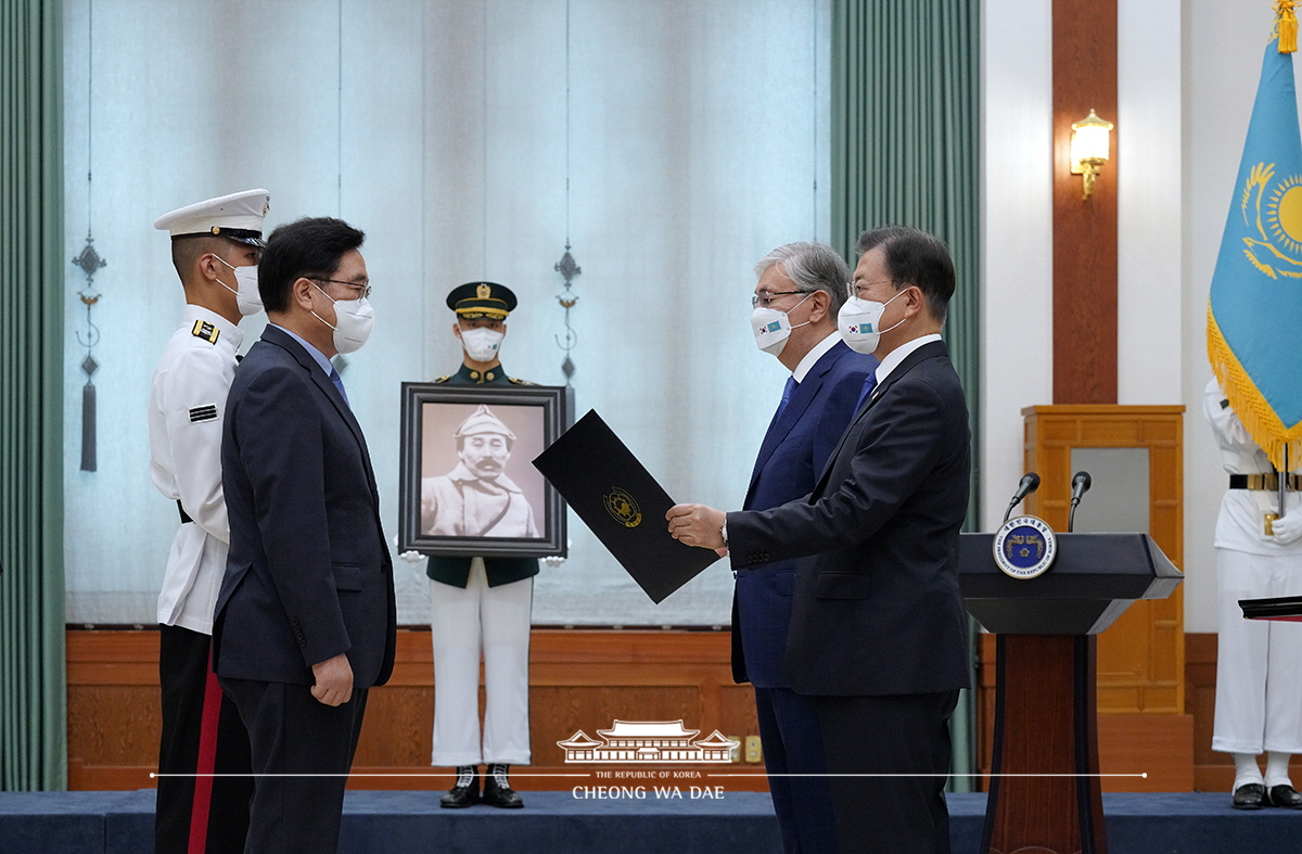 故 홍범도 장군 훈장 추서식