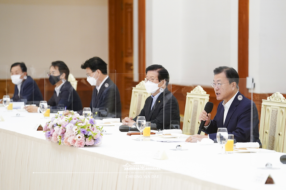 국회의장단 및 상임위원장단 초청 오찬 간담회