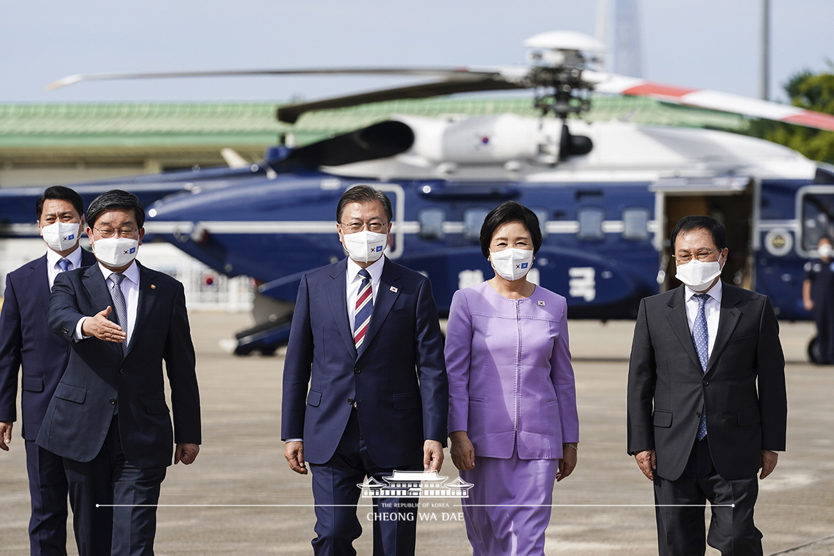 서울공항 출발 행사