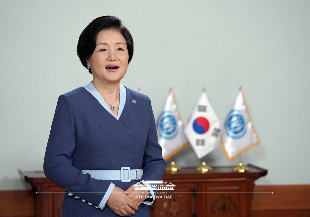 김정숙 여사, 제20차 IVI 국제백신학연수과정 개회식 축사 사진