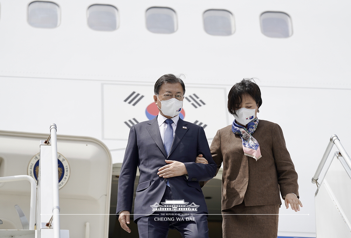 시드니 공항 도착 행사