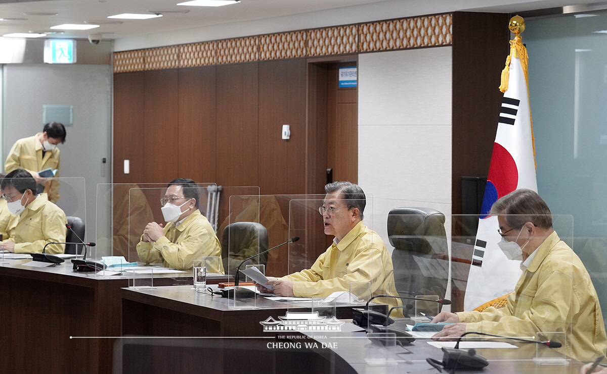 오미크론 특성에 맞게 속도와 효율을 높여, 위중증·사망 위험을 막는데 역량을 집중하겠습니다 사진