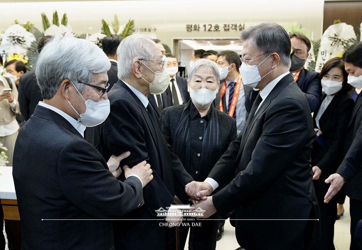 고 한승헌 전 감사원장 조문