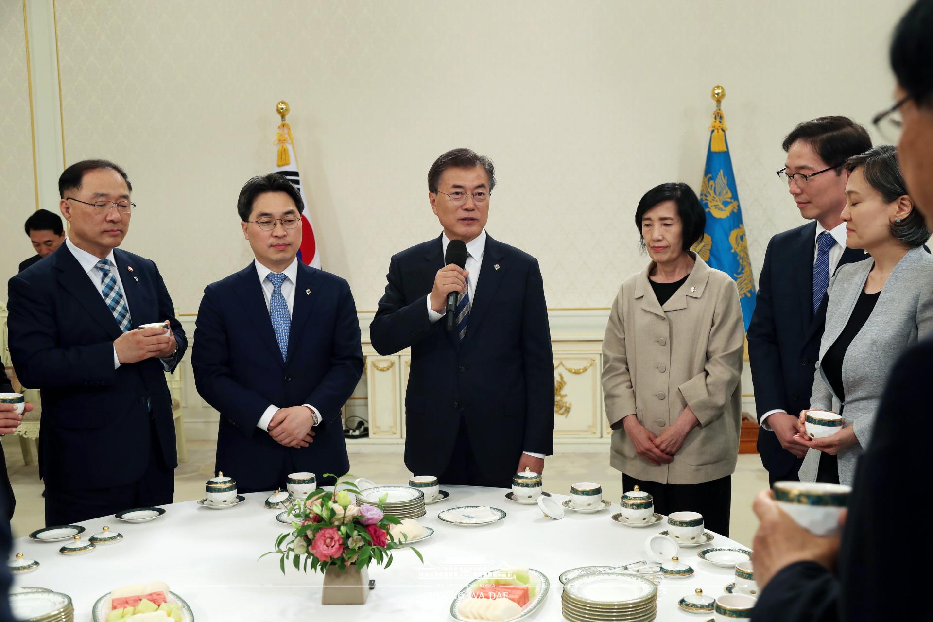 신임 국무조정실장 및 차관(급) 임명장 수여식