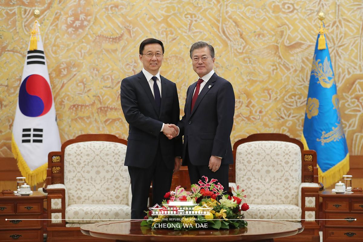 ‘한정’ 중국 중앙정치국 상무위원 접견