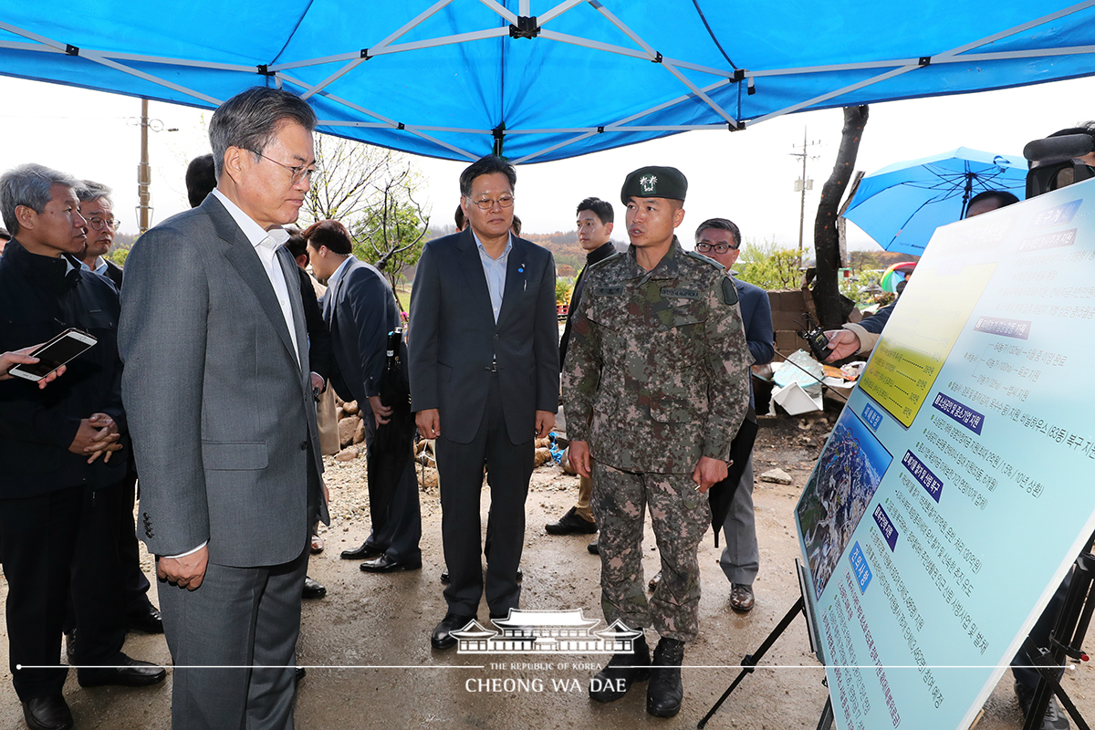 강원도 산불피해 복구현장 방문