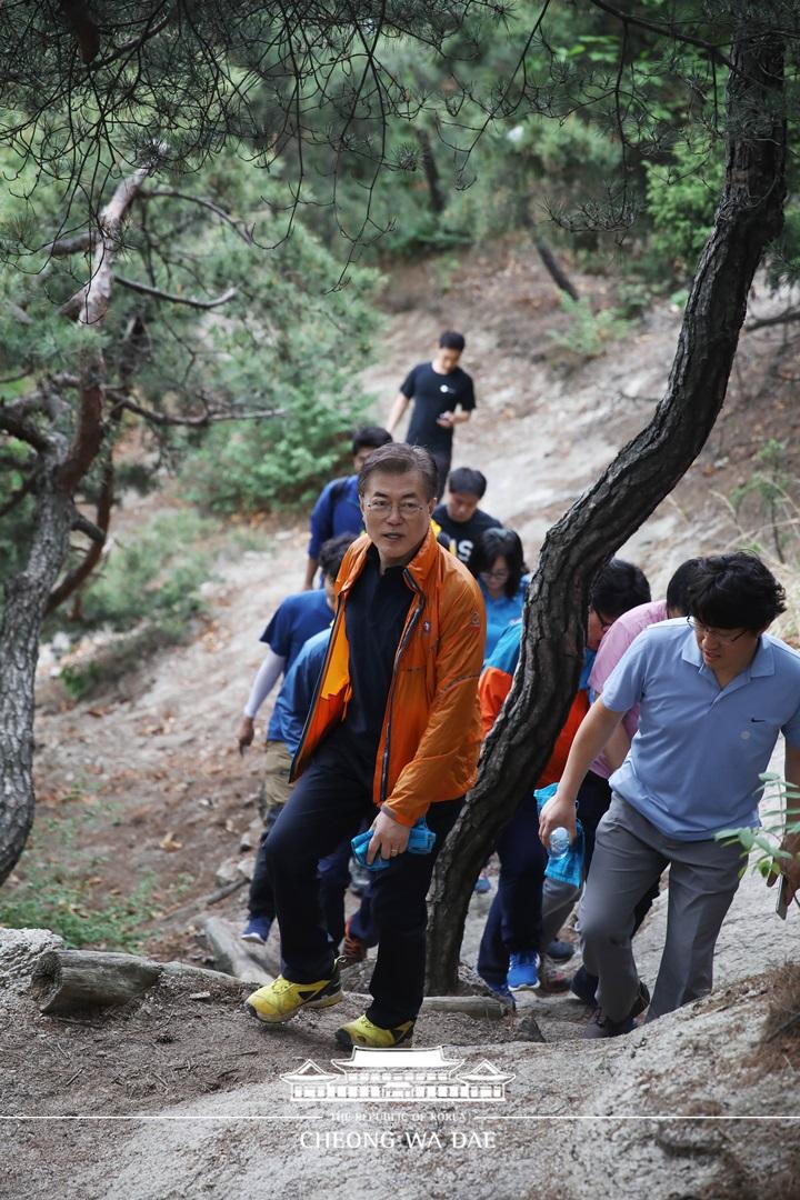 문재인 대통령_선대위마크맨과의 산행