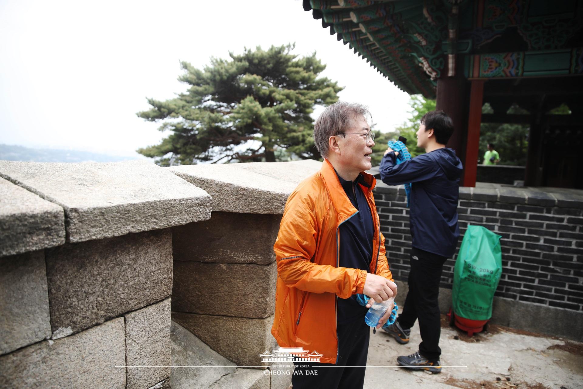 문재인 대통령_선대위마크맨과의 산행