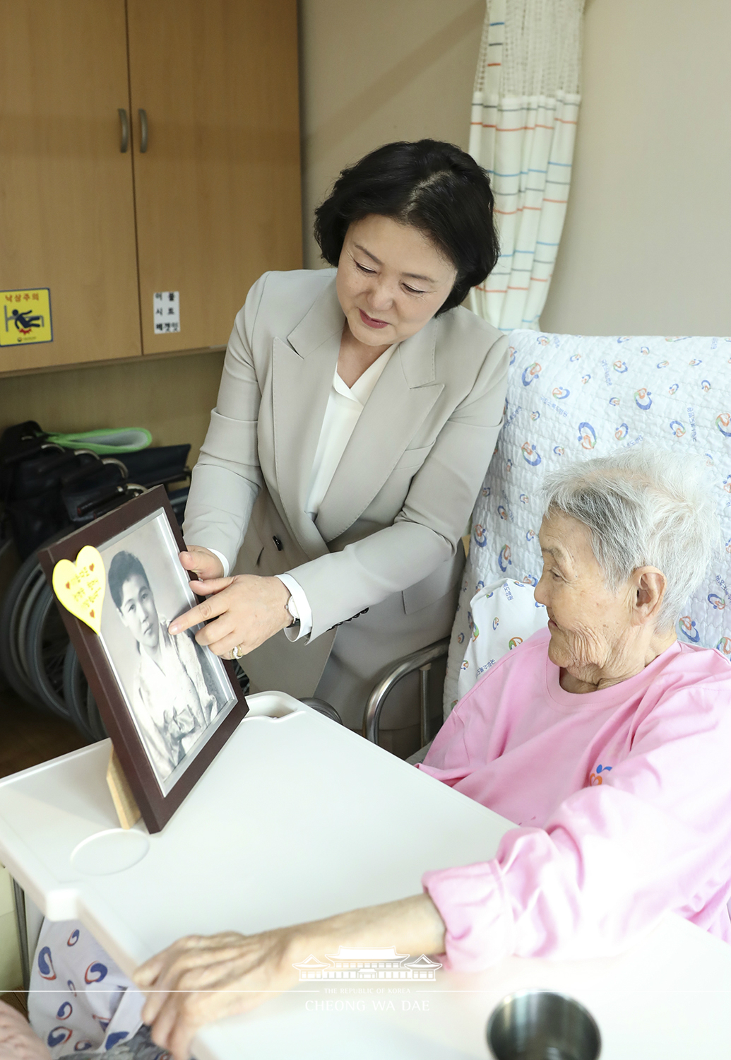 김정숙 여사, 국립소록도병원 방문