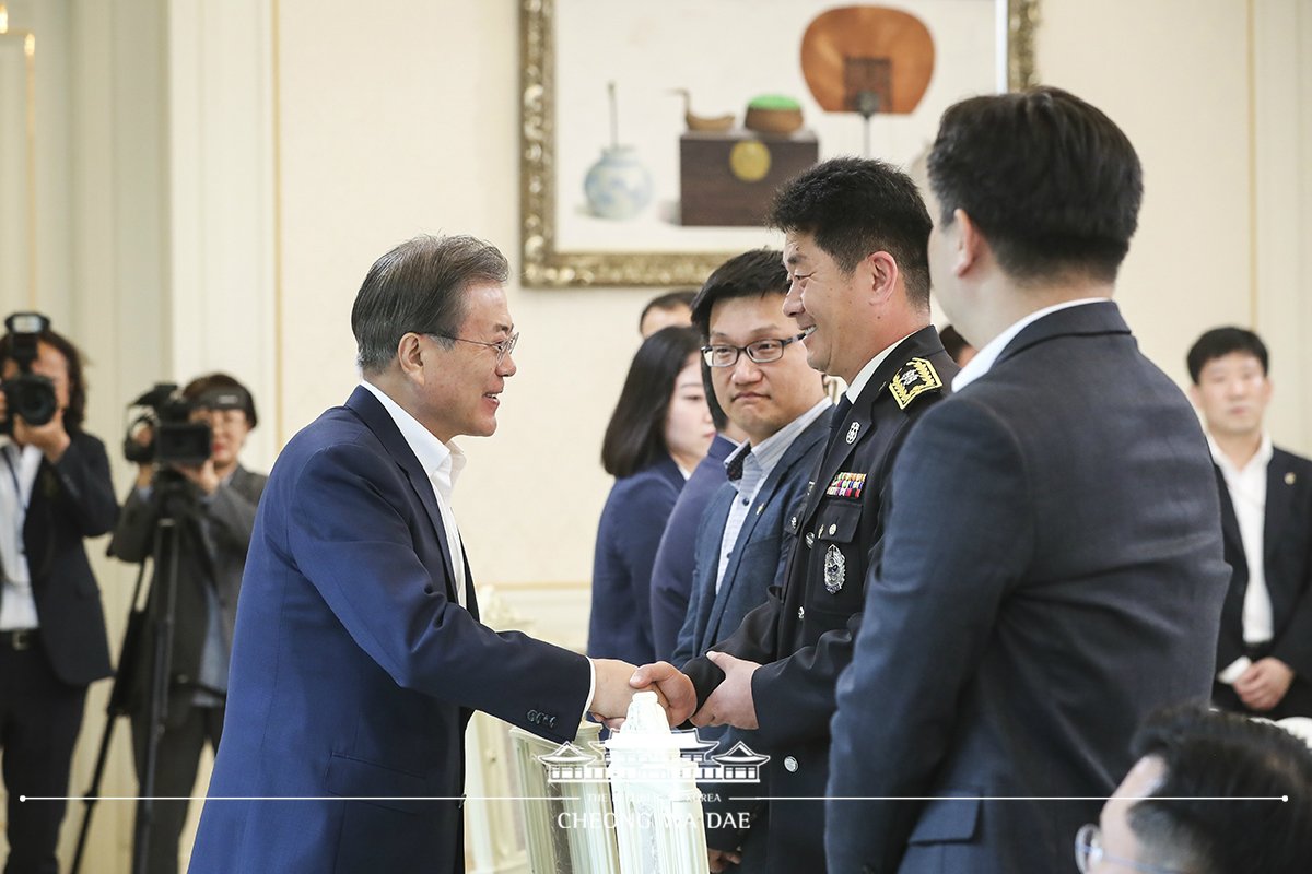 국민께 힘이 되는 일 잘하는 공무원 초청 오찬