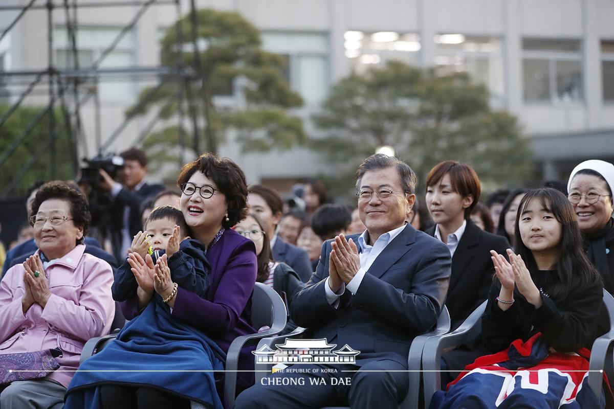 ‘달빛이 흐른다’ 청와대 인근 주민 초청 음악회