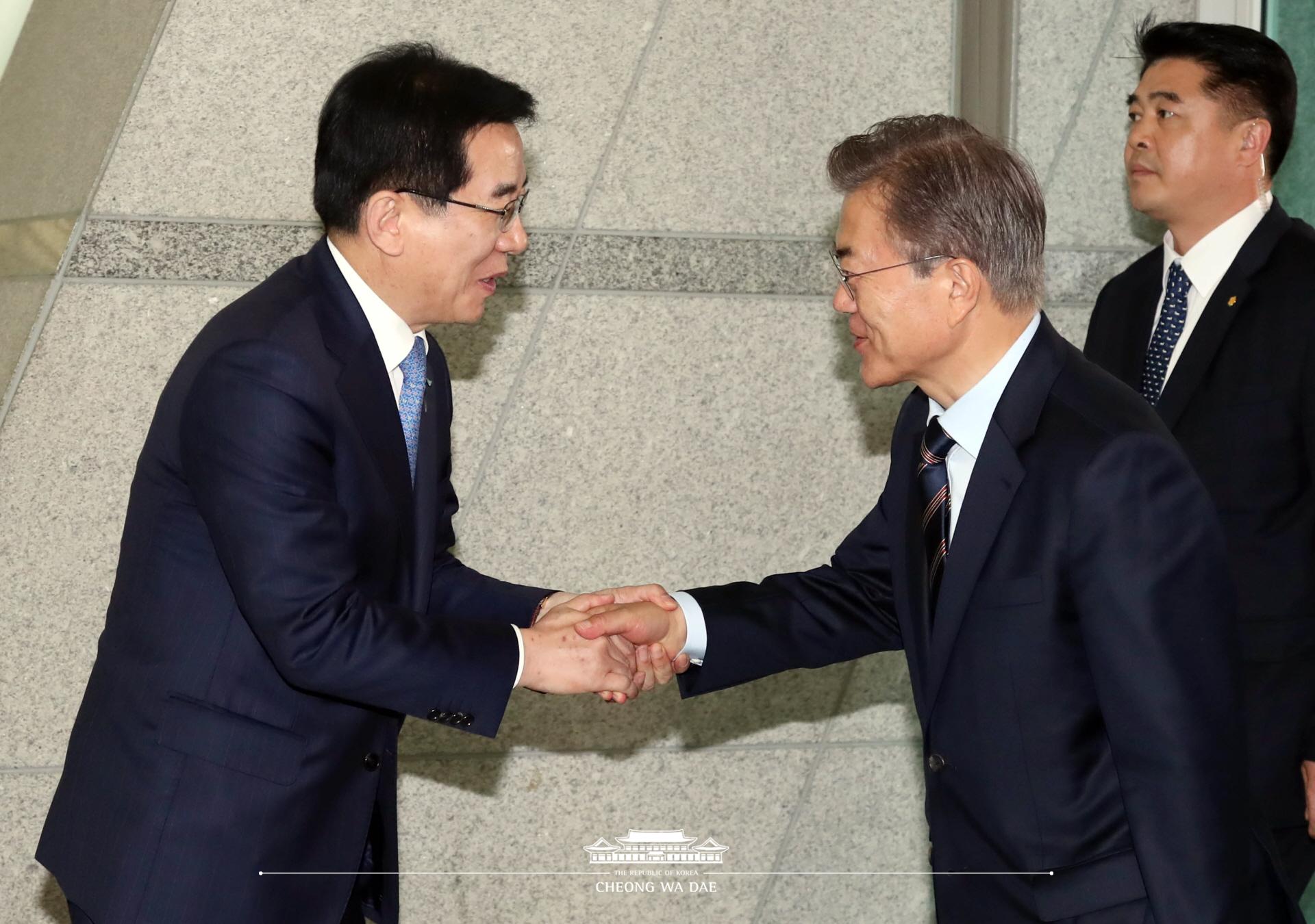 문재인 대통령_인천공항 비정규직 전환 인천공항