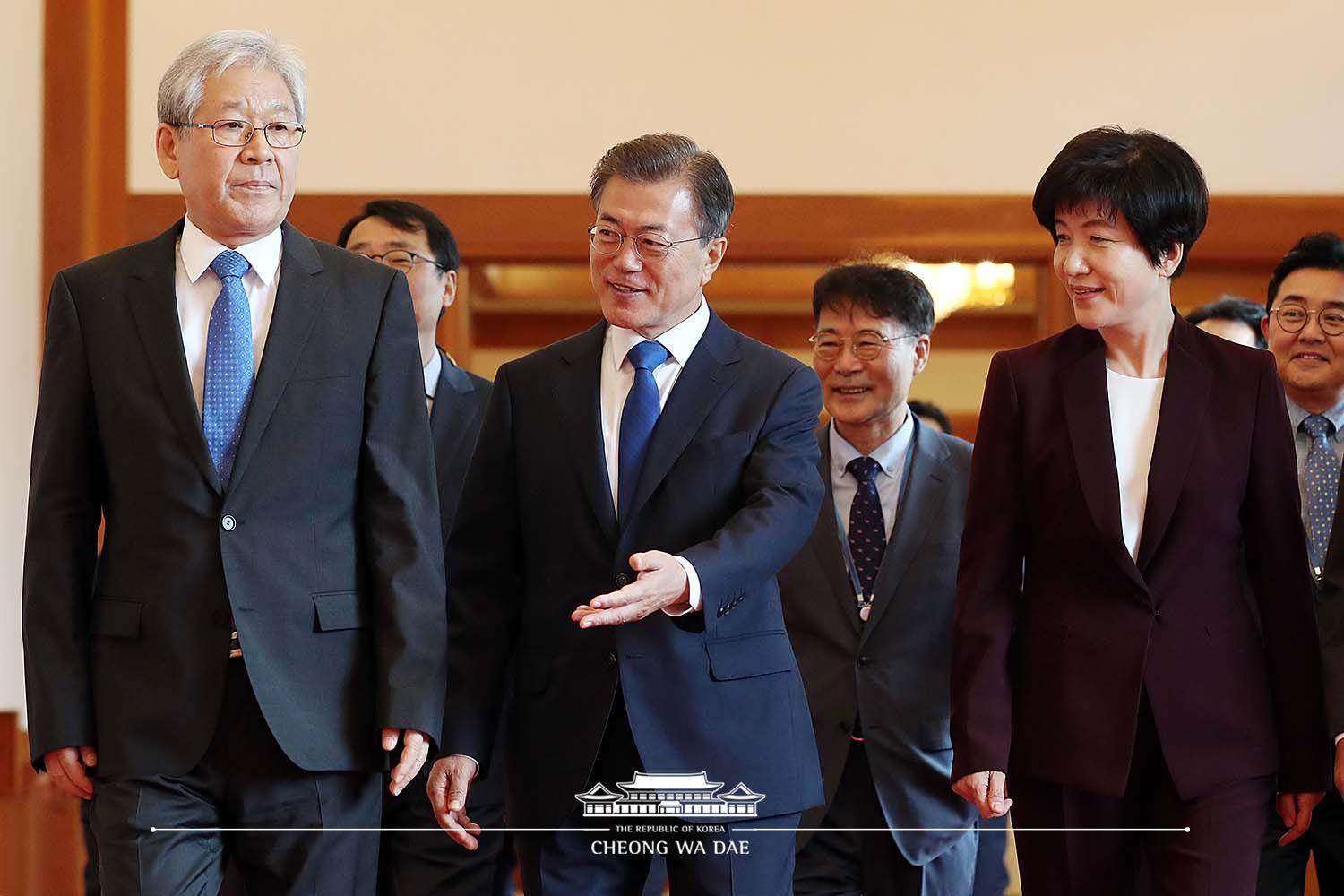 신임 고용노동부장관 임명장 수여식