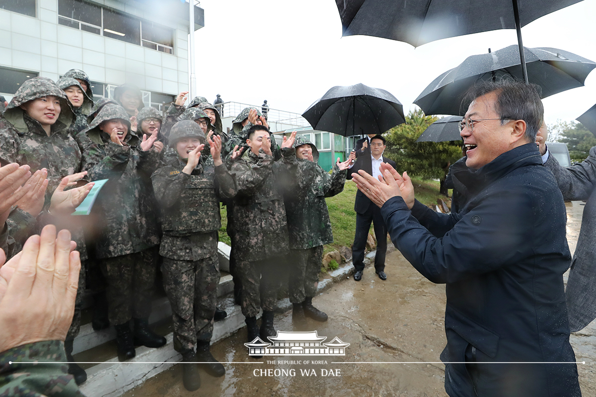 금강산 전망대 방문 및 장병 격려