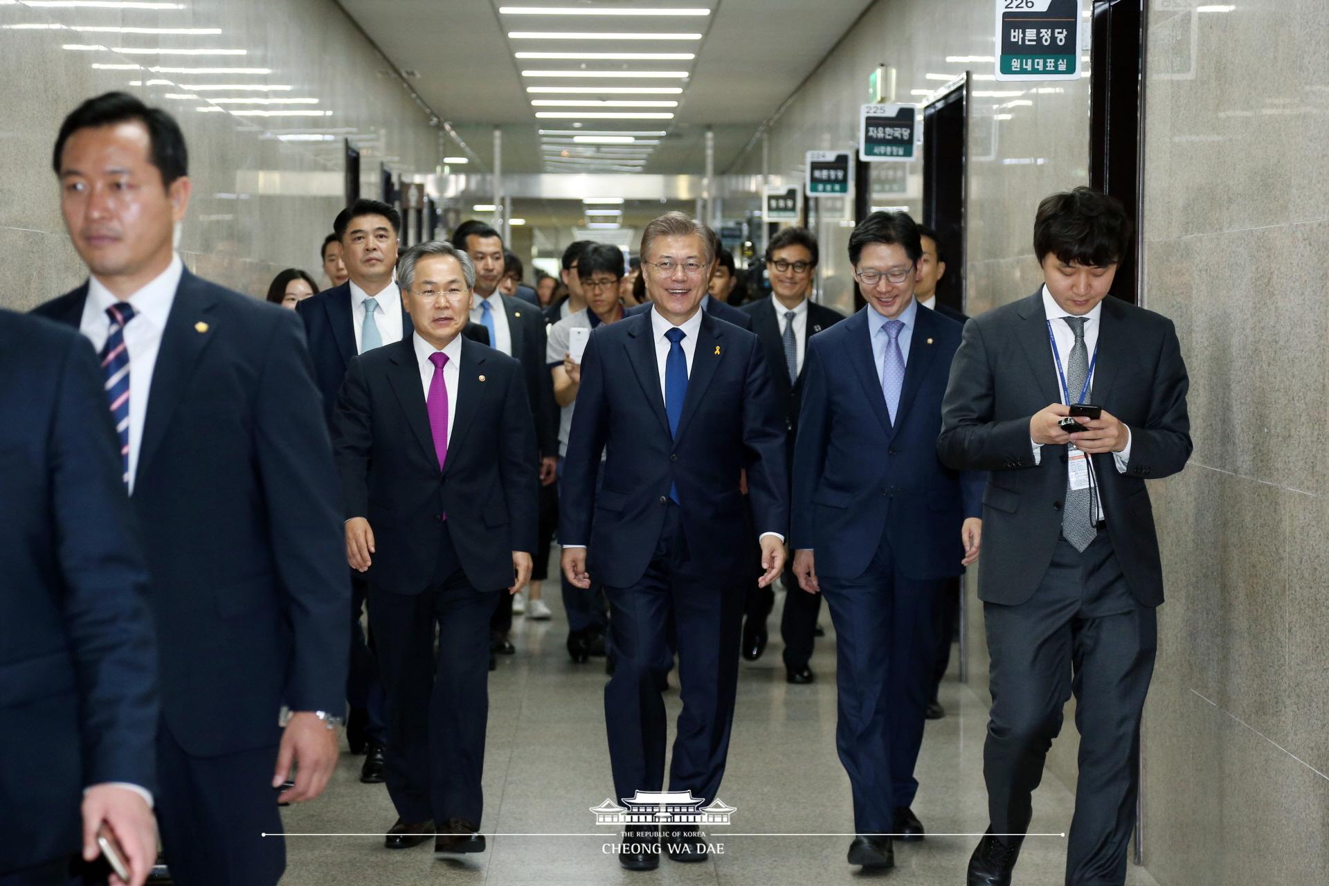 원내야당방문-바른정당예방