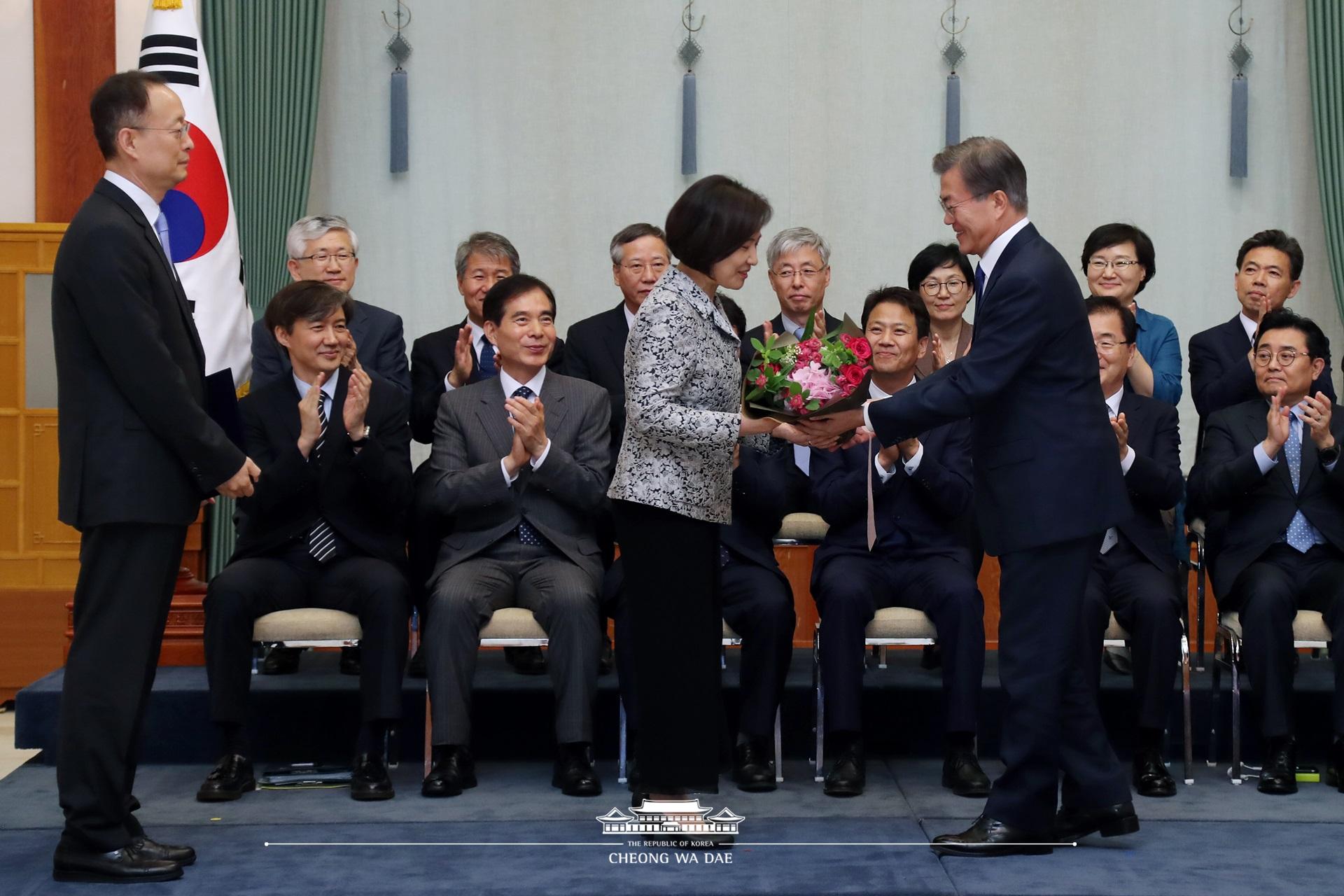 법무부·산자부·복지부·금융위 임명장 수여식