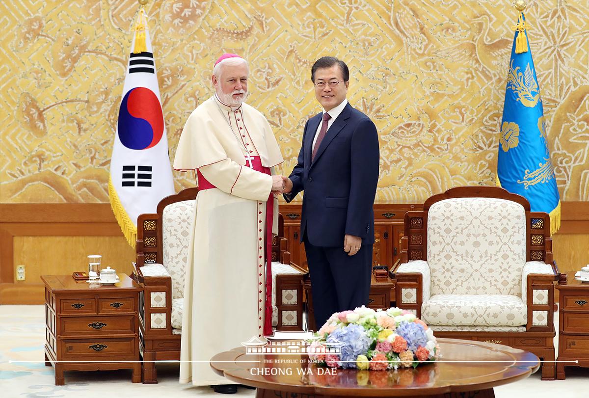 ‘갤러거’ 교황청 외교장관 접견