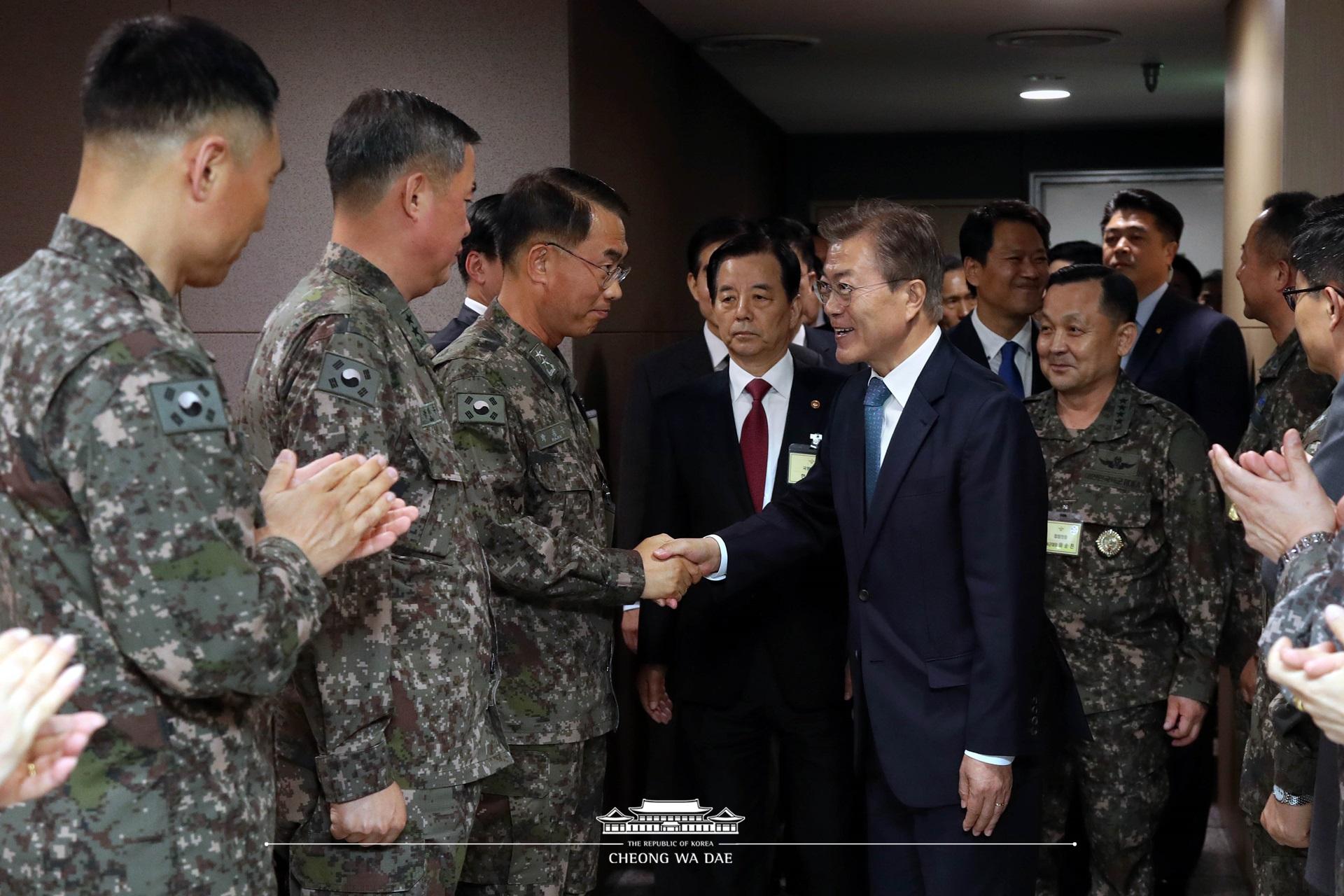 문재인 대통령_국방부 및 합참방문