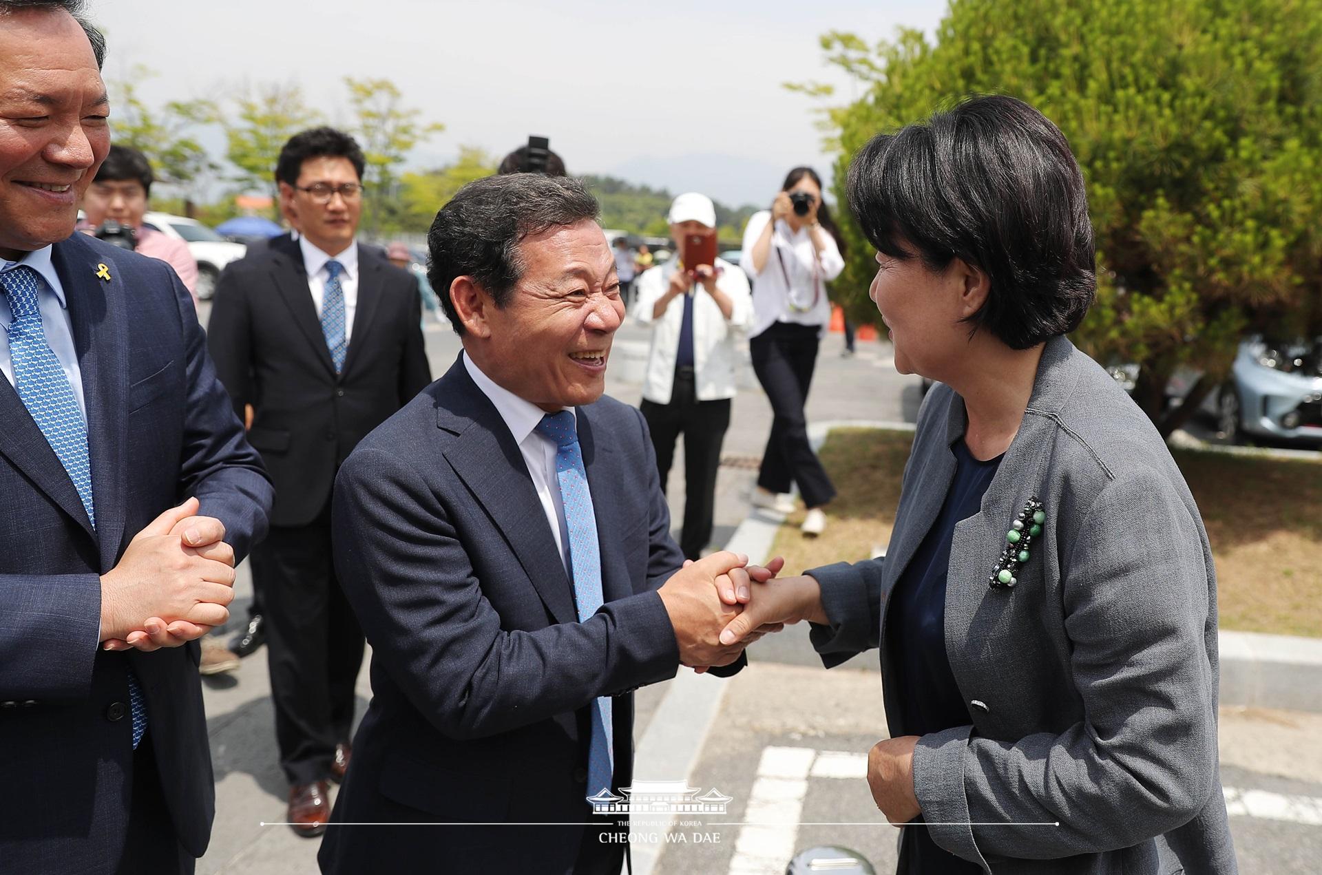 김정숙 여사_효령노인복지타운