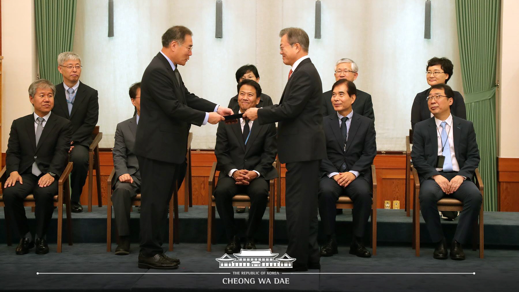 신임 농림축산식품부장관 임명장 수여식 관련 고민정 부대변인 서면 브리핑