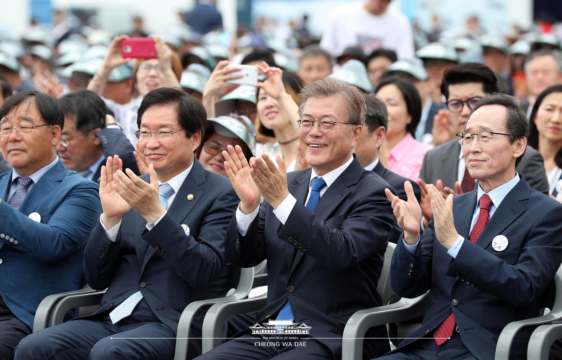 문재인 대통령_제 22회 바다의 날 기념식