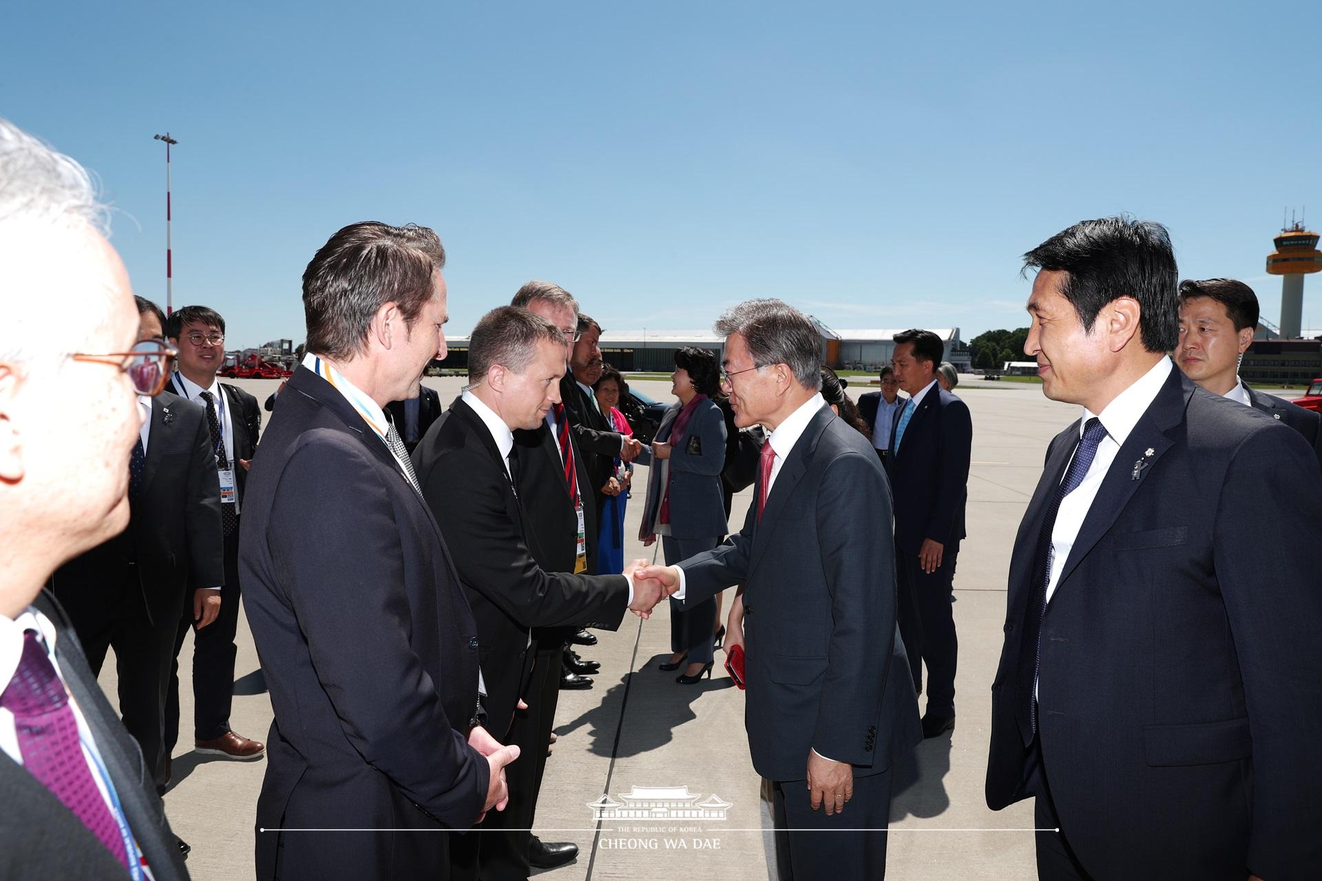 G20_함부르크 공항 출발