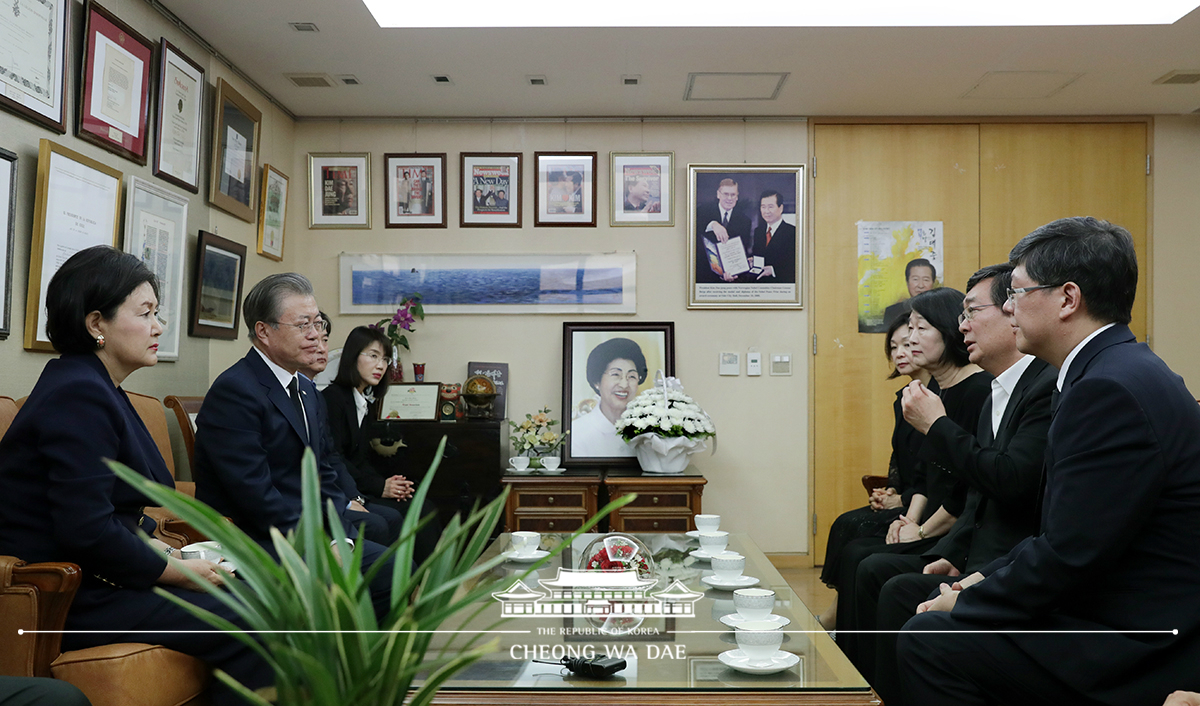 故 이희호 여사님 유족 위로 방문