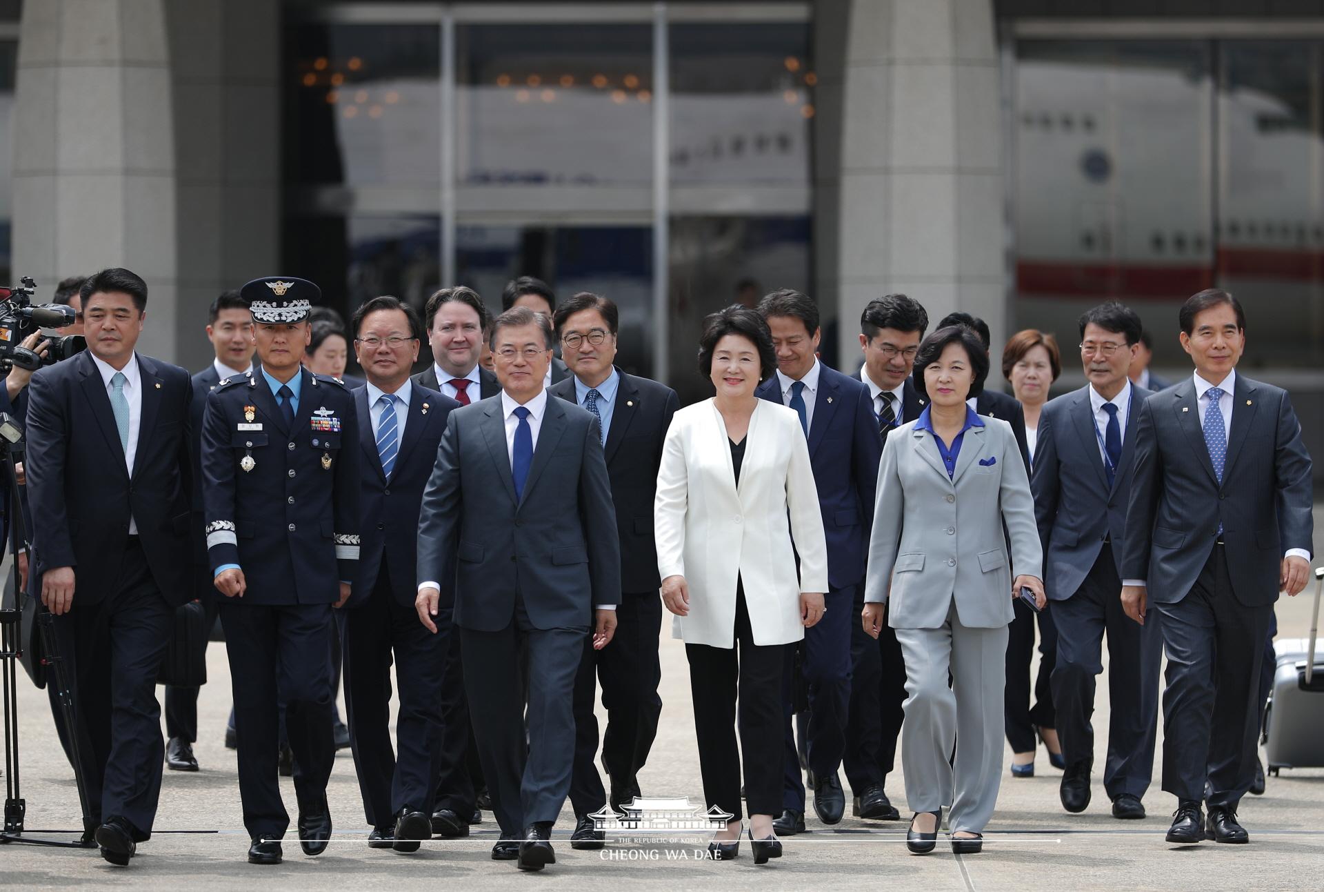 미국순방_출국_성남공항